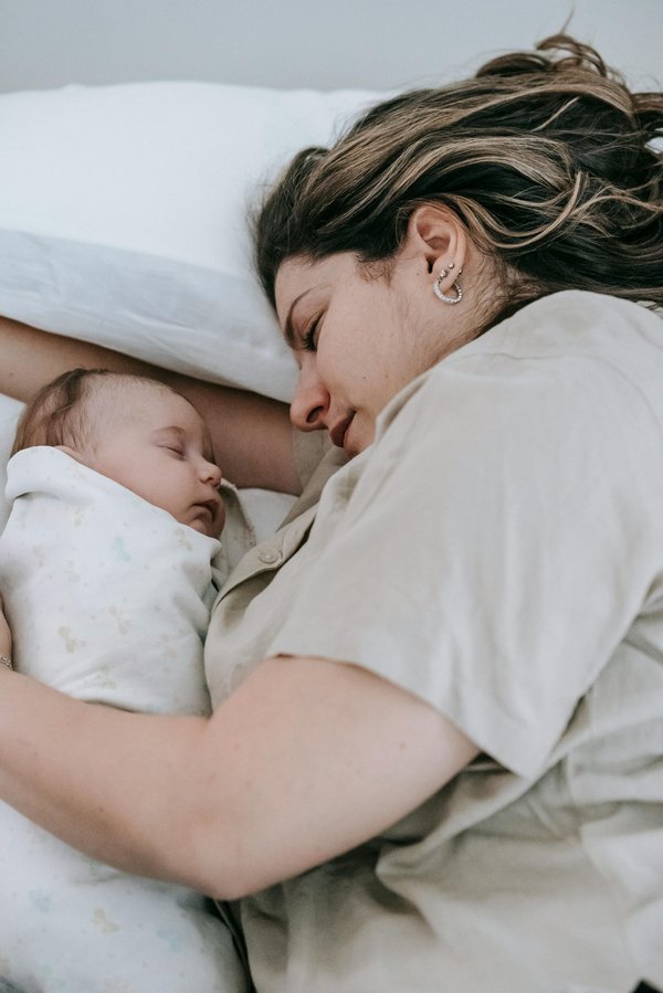 Aider bébé à faire ses nuits : 8 conseils pratiques essentiels